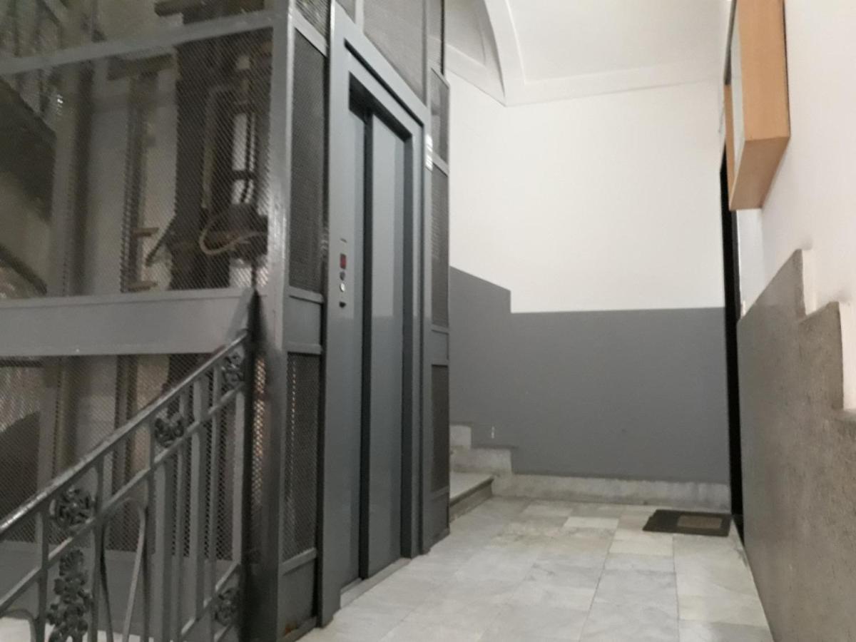 Appartamento City Center 那不勒斯 外观 照片